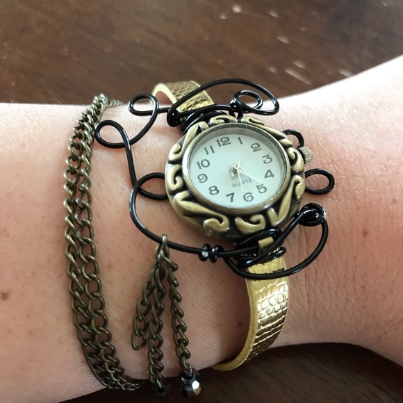 Jewelry watch new never wear - Picture 3 of 8